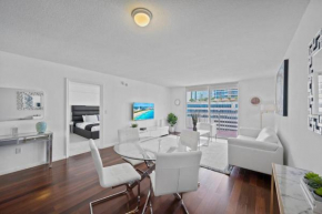 Superb Unit, Central location, with Amenities